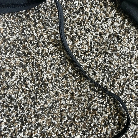 Shein cropped top - Picture 14 of 14